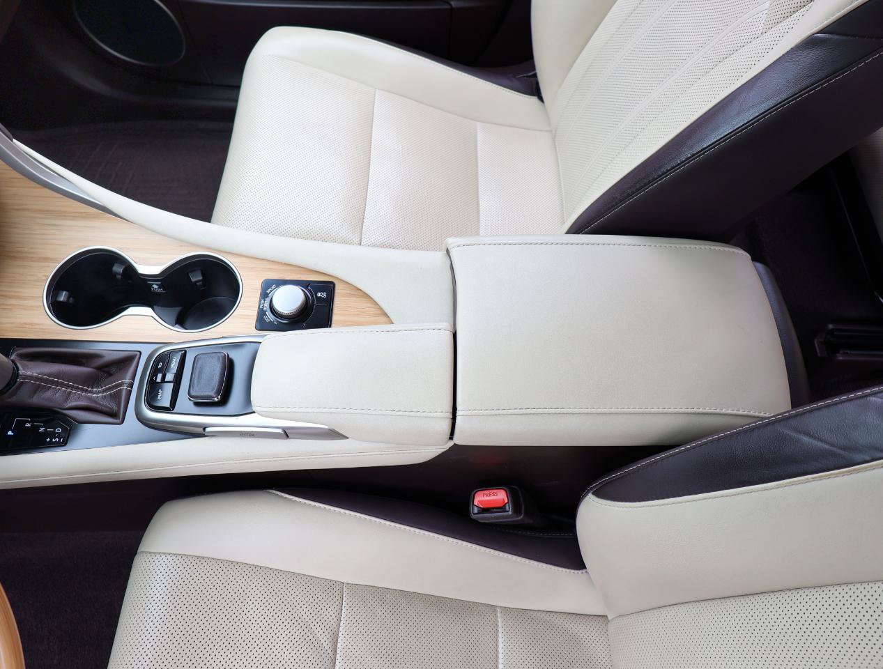 Used 2019 Lexus RX 350L FWD image 45