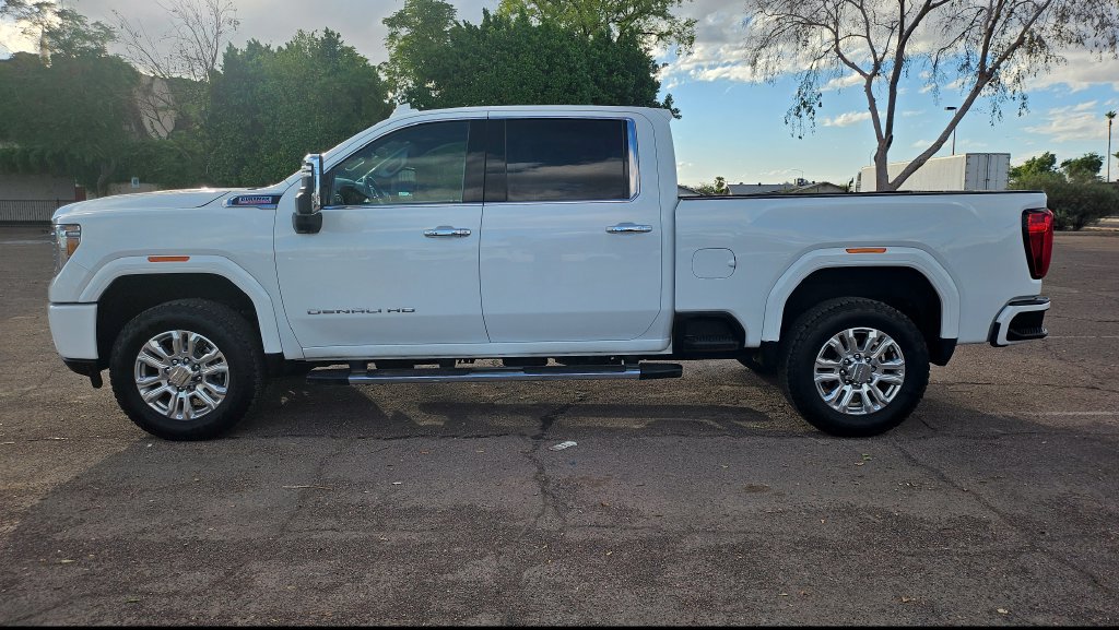 Used 2020 GMC Sierra 3500 Denali w/ Denali Ultimate Package AWD/4WD image 7