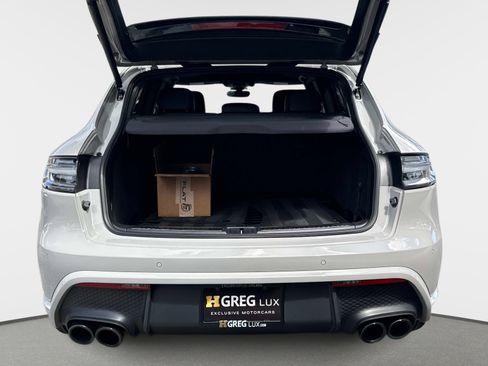Used 2022 Porsche Macan GTS image 32