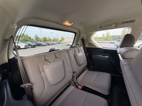 Used 2023 Lexus GX 460 Premium w/ Premium Plus Package AWD/4WD image 17