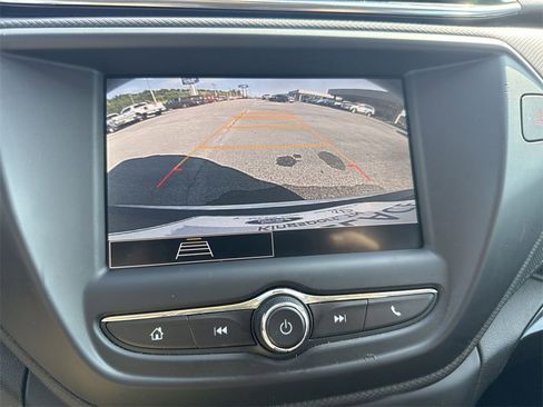 Used 2021 Chevrolet TrailBlazer LT image 14