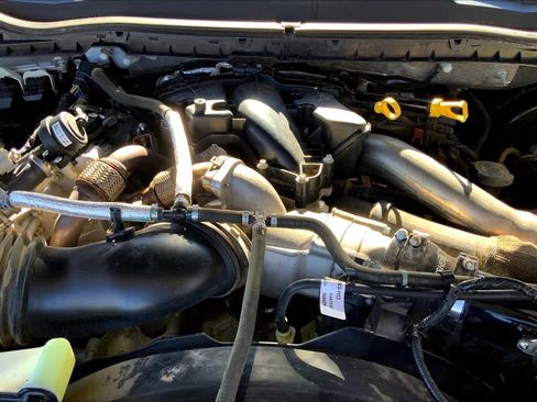 Used 2019 Ford F250 Lariat w/ Lariat Value Package image 31