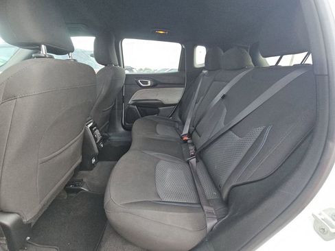 Used 2023 Jeep Compass Sport AWD/4WD image 6