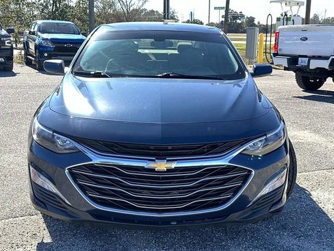 Used 2020 Chevrolet Malibu LT image 3