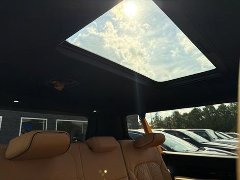 Certified 2024 Jeep Grand Wagoneer L Series III w/ Rear Seat Video Group 1 AWD/4WD image 16