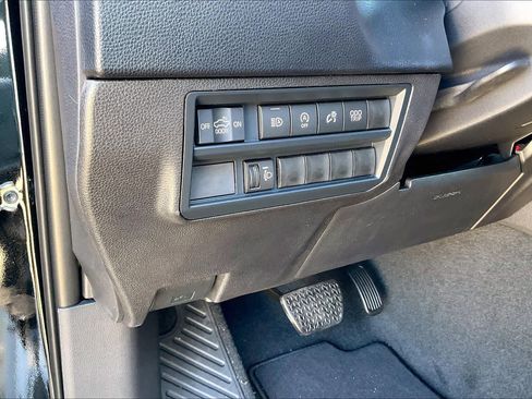 New 2026 Toyota Tundra SR image 19