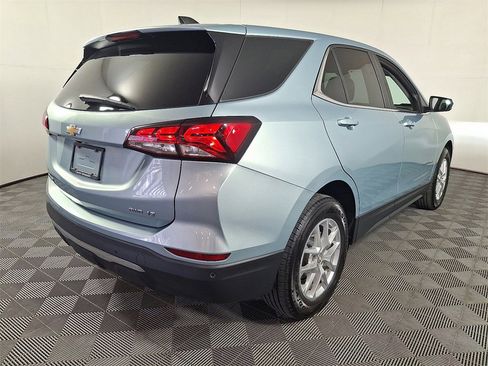 Used 2022 Chevrolet Equinox LT w/ LPO, Floor Liner Package image 10