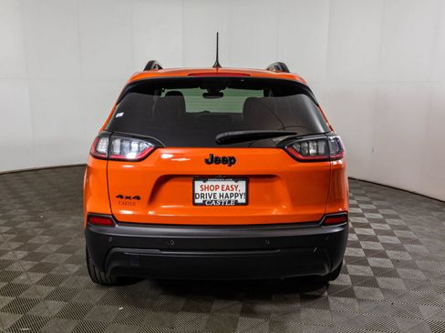 Used 2021 Jeep Cherokee Latitude Plus AWD/4WD image 13
