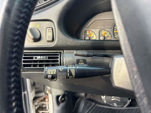 Used 1993 Chevrolet Camaro LT image 16