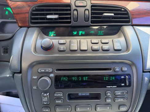 Used 2003 Cadillac De Ville Limousine FWD image 28
