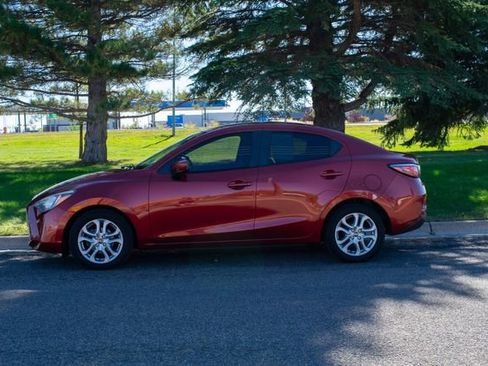 Used 2016 Scion iA image 3