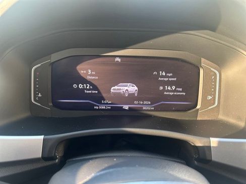 Used 2022 Volkswagen Atlas Cross Sport SEL R-Line image 7