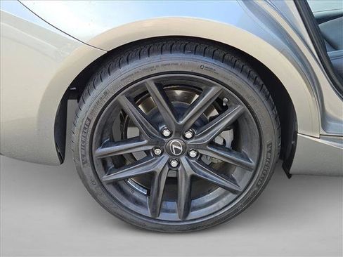 Used 2017 Lexus IS 200t F Sport w/ F Sport Package RWD image 22