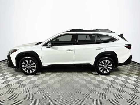 Used 2023 Subaru Outback Touring XT AWD/4WD image 4