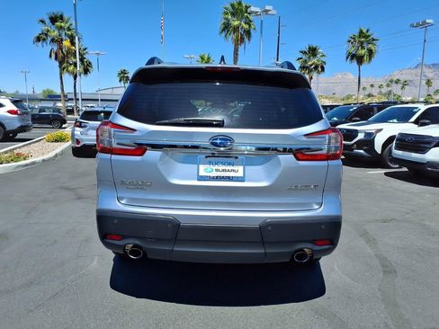 Used 2023 Subaru Ascent Premium w/ Convenience Package image 11