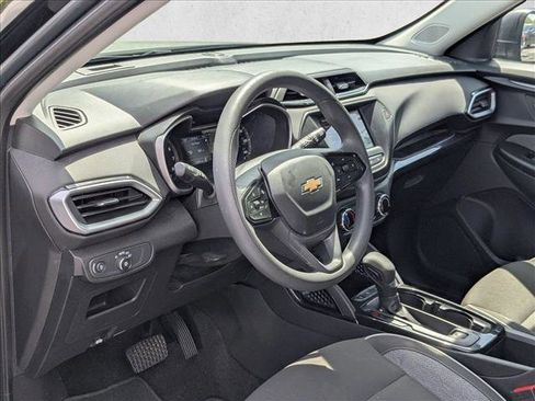 Used 2022 Chevrolet TrailBlazer LS image 7