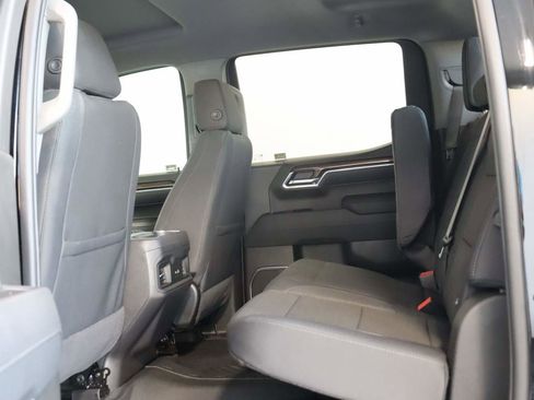 Certified 2026 Chevrolet Silverado 1500 LT Trail Boss w/ LPO, Dark Essentials Package image 18