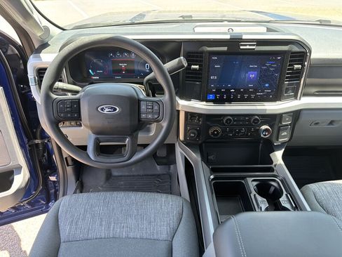 Used 2026 Ford F250 XLT w/ XLT Premium Package AWD/4WD image 18