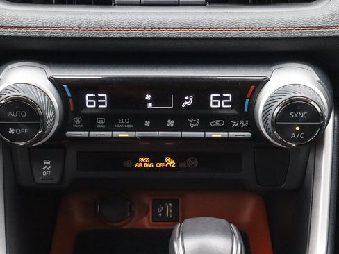 Used 2024 Toyota RAV4 Adventure image 11