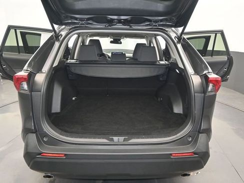 Used 2024 Toyota RAV4 XLE FWD image 15