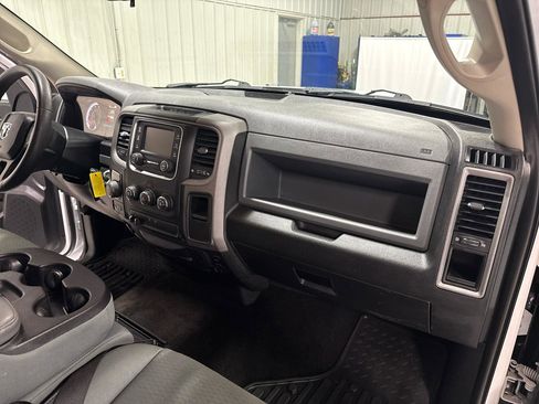 Used 2015 RAM 1500 Express AWD/4WD image 13