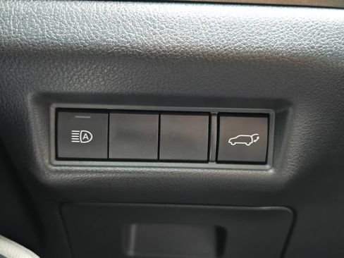 Used 2025 Toyota Grand Highlander AWD image 19