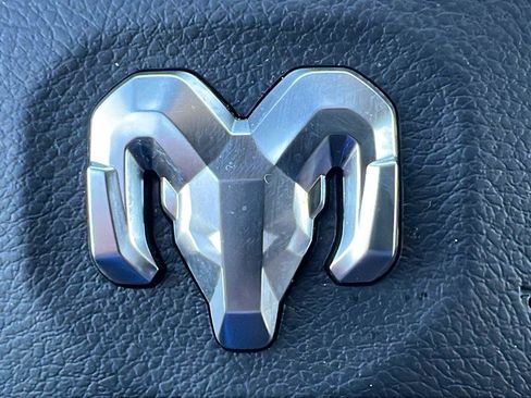 Used 2025 RAM 2500 Big Horn AWD/4WD image 35