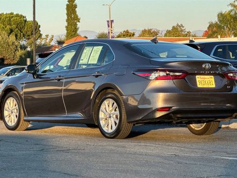 Used 2024 Toyota Camry LE image 5
