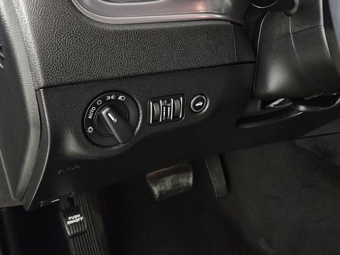 Used 2023 Dodge Charger SXT RWD image 25