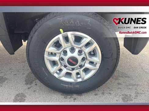 New 2025 GMC Sierra 2500 Pro w/ 1SA Pro Safety Plus Package AWD/4WD image 8