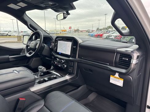 New 2025 Ford F150 Platinum w/ FX4 Off-Road Package image 23