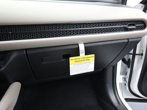 New 2026 Honda HR-V LX image 23