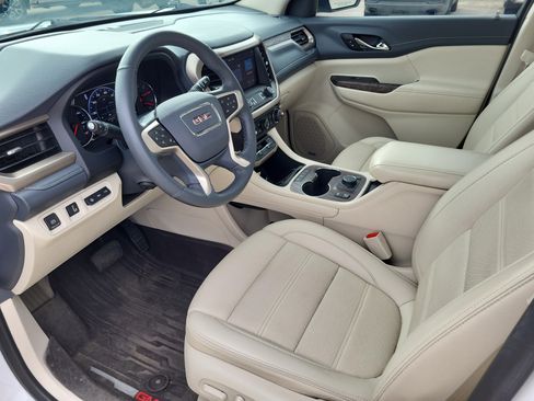 Used 2023 GMC Acadia Denali w/ Denali Technology Package image 15