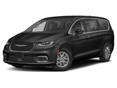Certified 2024 Chrysler Pacifica Touring-L