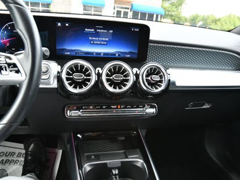 Used 2024 Mercedes-Benz GLB 250 image 26