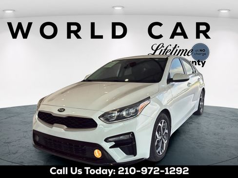Used 2021 Kia Forte LXS FWD image 14