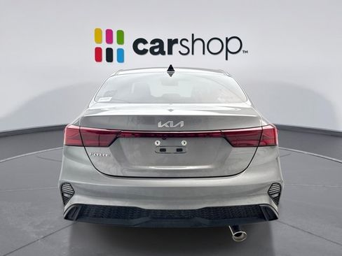 Used 2023 Kia Forte LXS FWD image 4