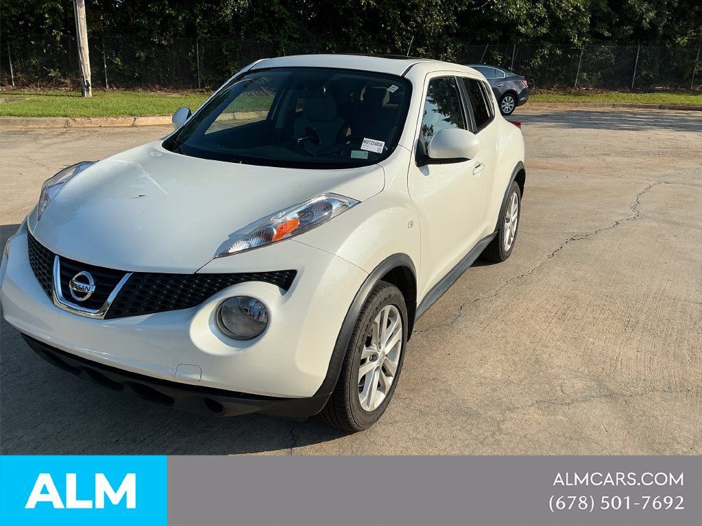 Used 2013 Nissan Juke SV FWD image 1