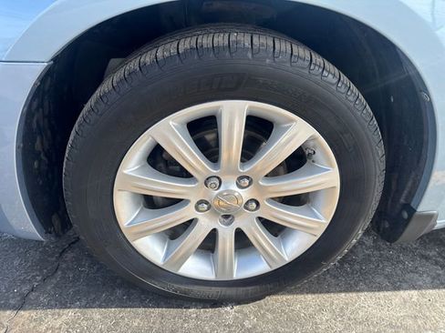 Used 2013 Chrysler 200 Limited image 28