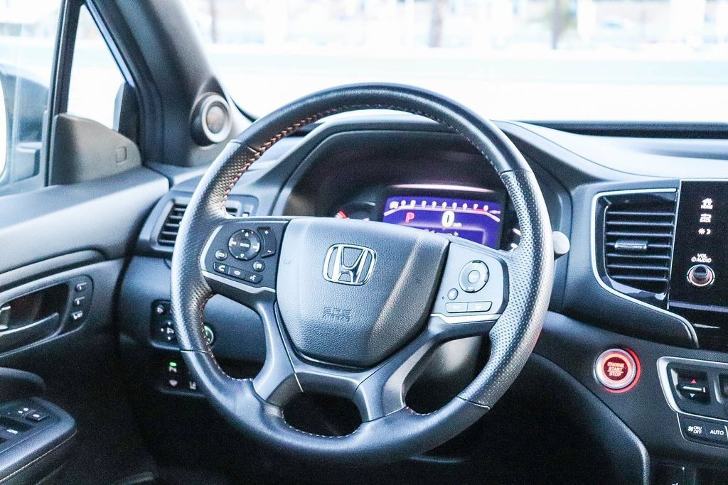 Used 2024 Honda Passport TrailSport image 17