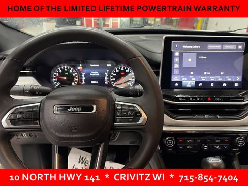 Used 2024 Jeep Compass Limited AWD/4WD image 10