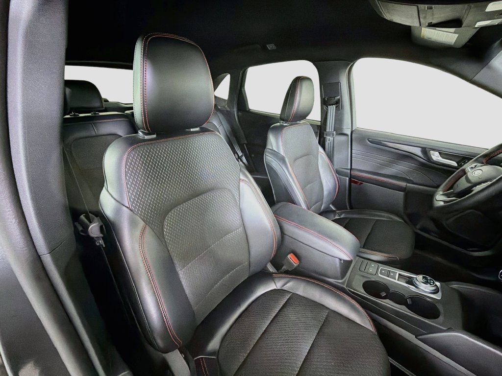 Used 2025 Ford Escape ST-Line AWD/4WD image 26