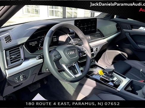 Used 2023 Audi Q5 2.0T Premium Plus w/ Premium Plus Package image 15
