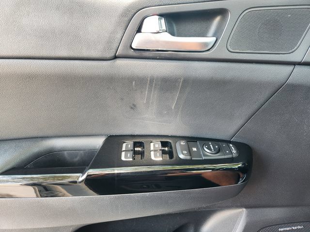 Used 2022 Kia Sportage SX FWD image 23