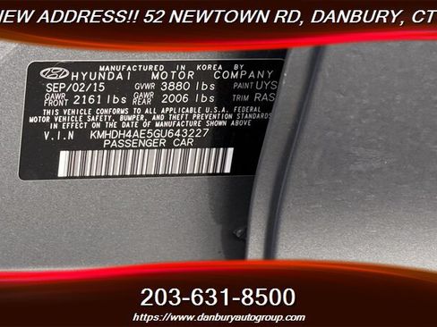 Used 2016 Hyundai Elantra SE w/ Option Group 02 FWD image 27