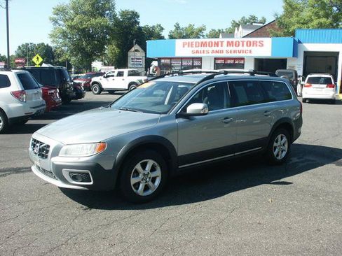 Used 2013 Volvo XC70 3.2 Premier Plus AWD/4WD image 1