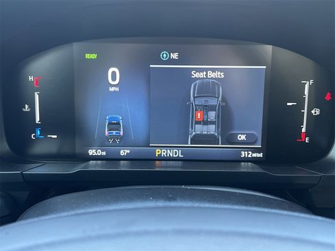 New 2025 Ford Maverick XL image 13