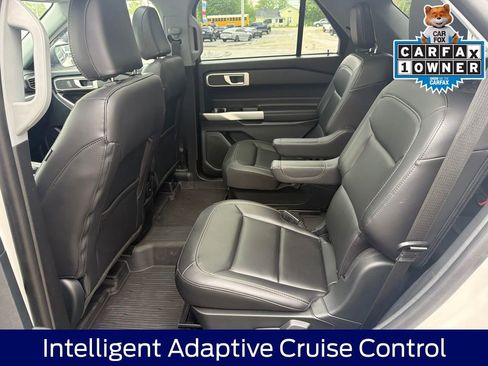 Used 2023 Ford Explorer XLT w/ Equipment Group 202A AWD/4WD image 25