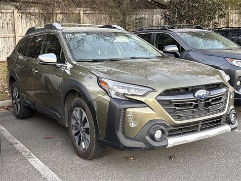 Used 2024 Subaru Outback Touring XT image 3