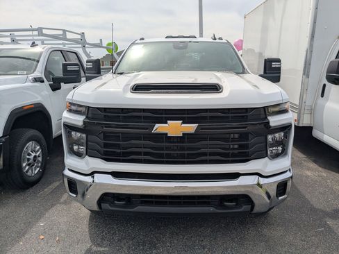 New 2026 Chevrolet Silverado 3500 W/T AWD/4WD image 2